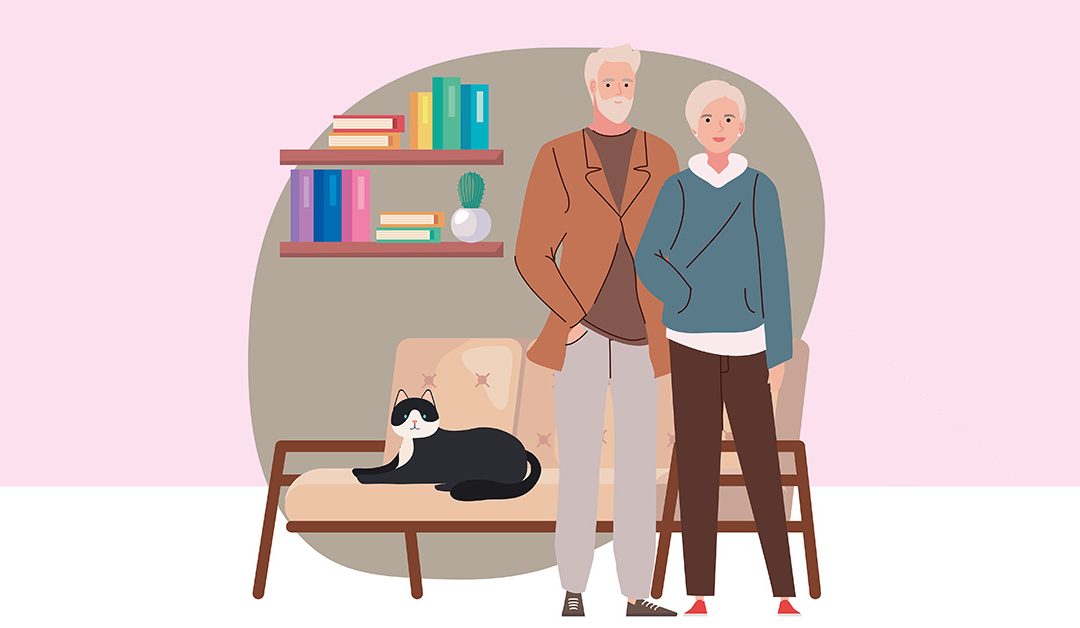 Illustration, zwei Senioren stehen in ihrem Wohnzimmer vor einem Sofa, auf dem eine Katze liegt, einem Regal an der Wand und sind froh über ihren altersgerechten Umbau | Altersgerechter Umbau